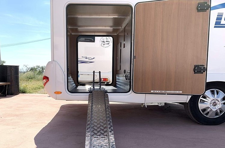 garaje porta motos autocaravana